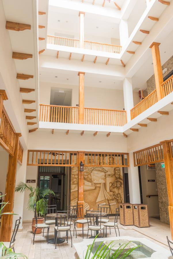Hotel Presidente Лас Таблас Екстериор снимка