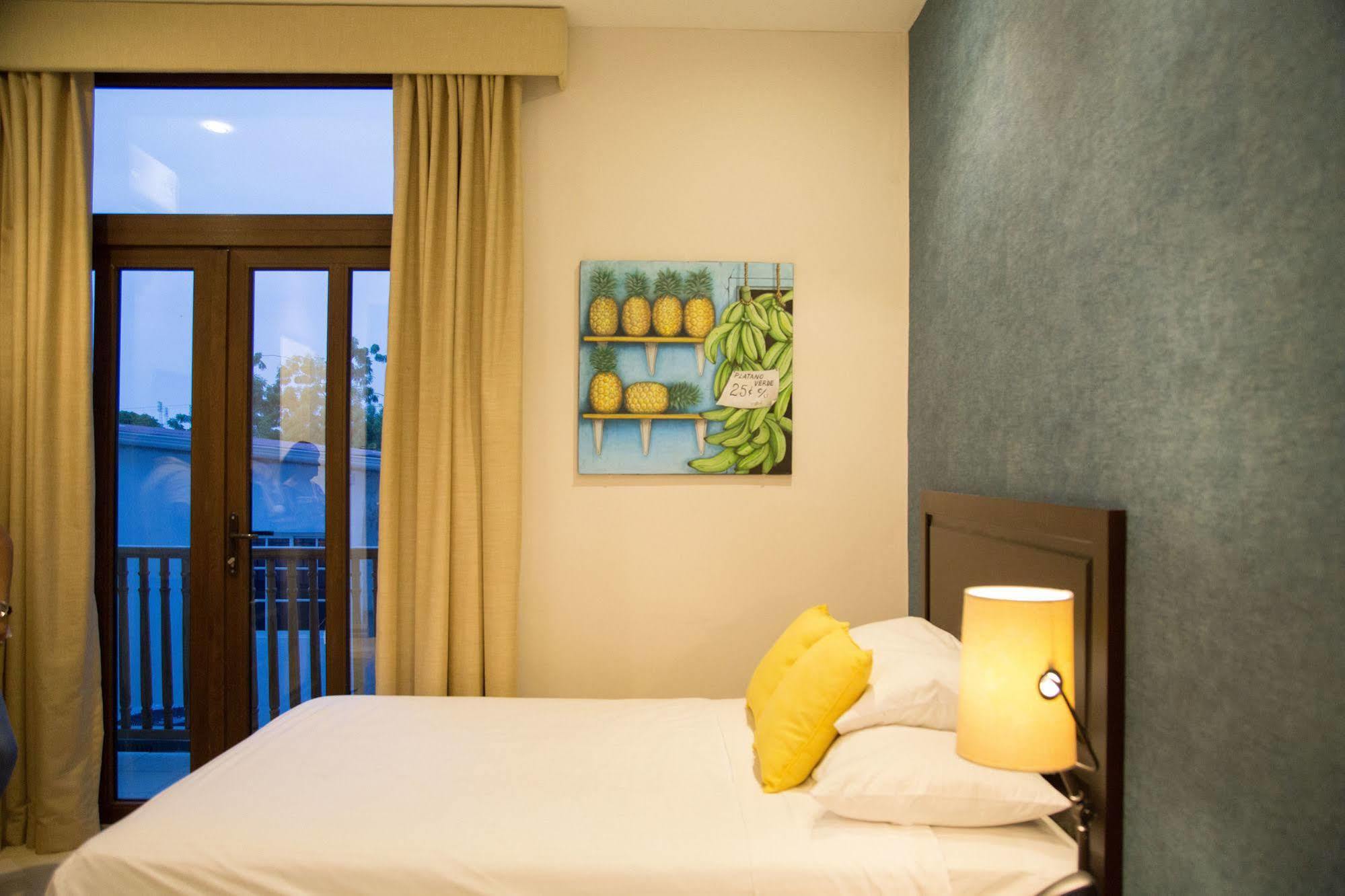 Hotel Presidente Лас Таблас Екстериор снимка