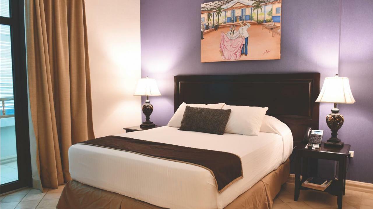 Hotel Presidente Лас Таблас Екстериор снимка
